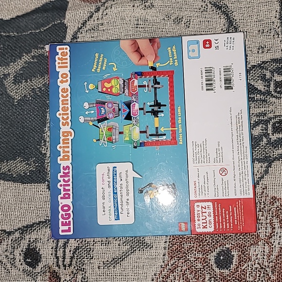 Lego gear bots age 8+ new Klutz certified - Picture 3 of 3